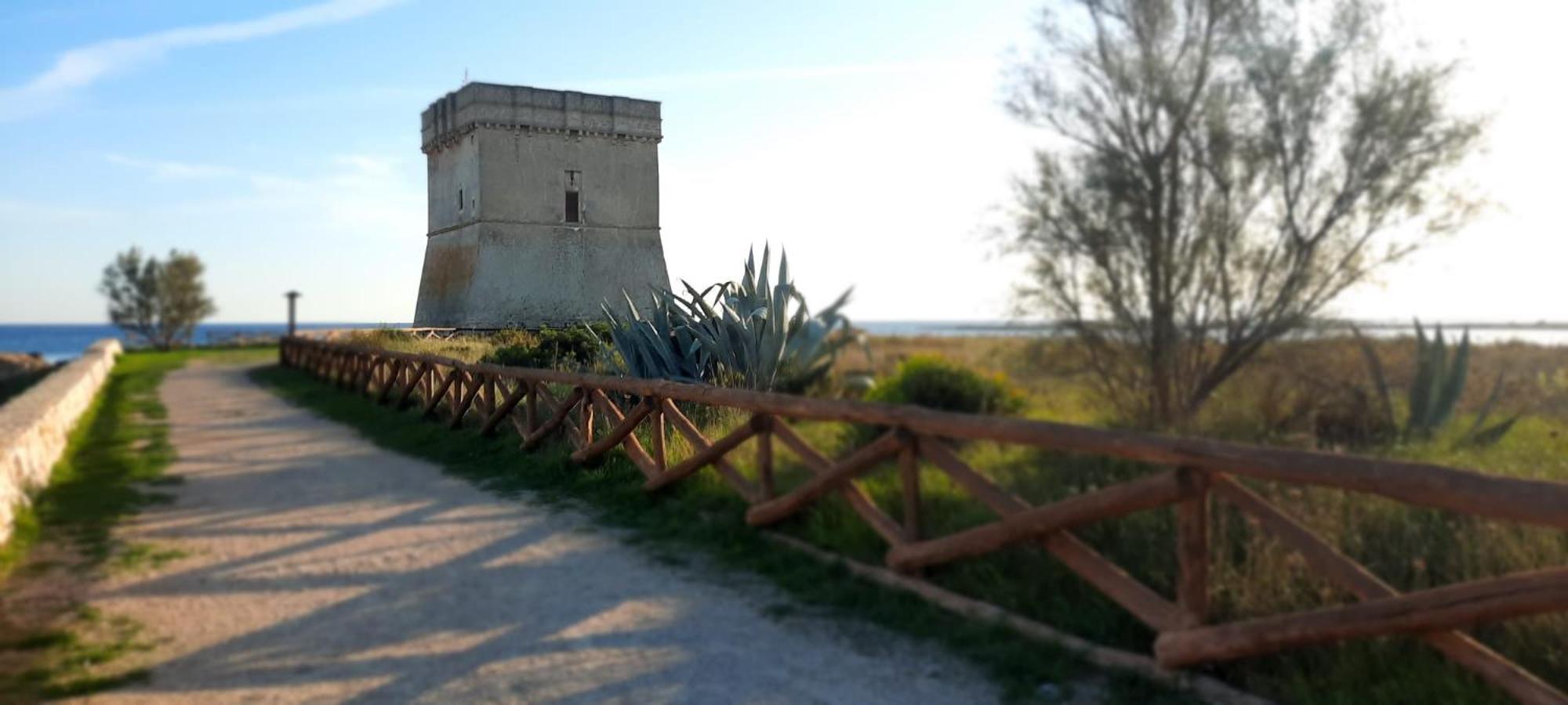 Вілла Bilocali Approdo "Fronte Mare" E "Lato Strada" Порто-Чезарео Екстер'єр фото